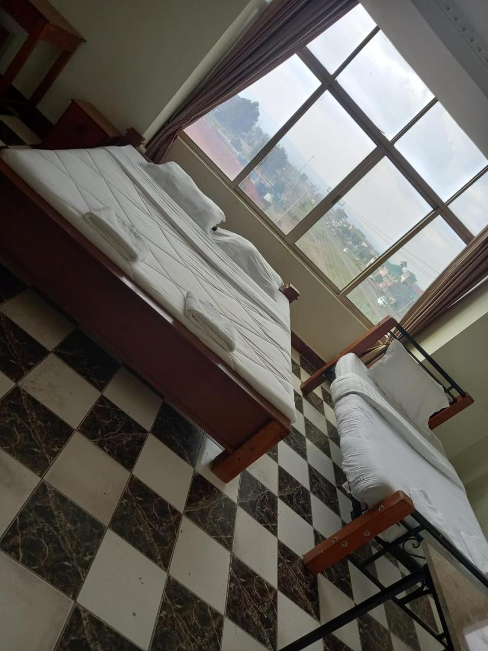 Newstead Hotel Naivasha Exterior foto