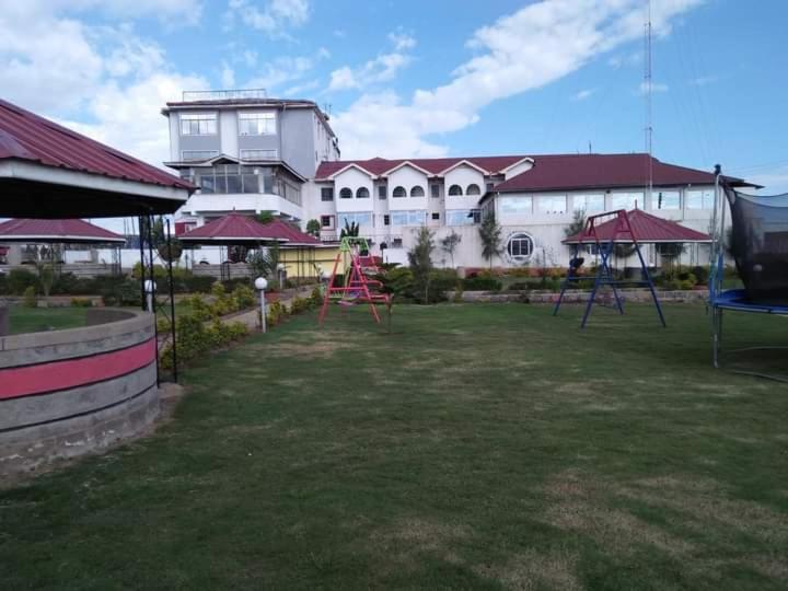 Newstead Hotel Naivasha Exterior foto